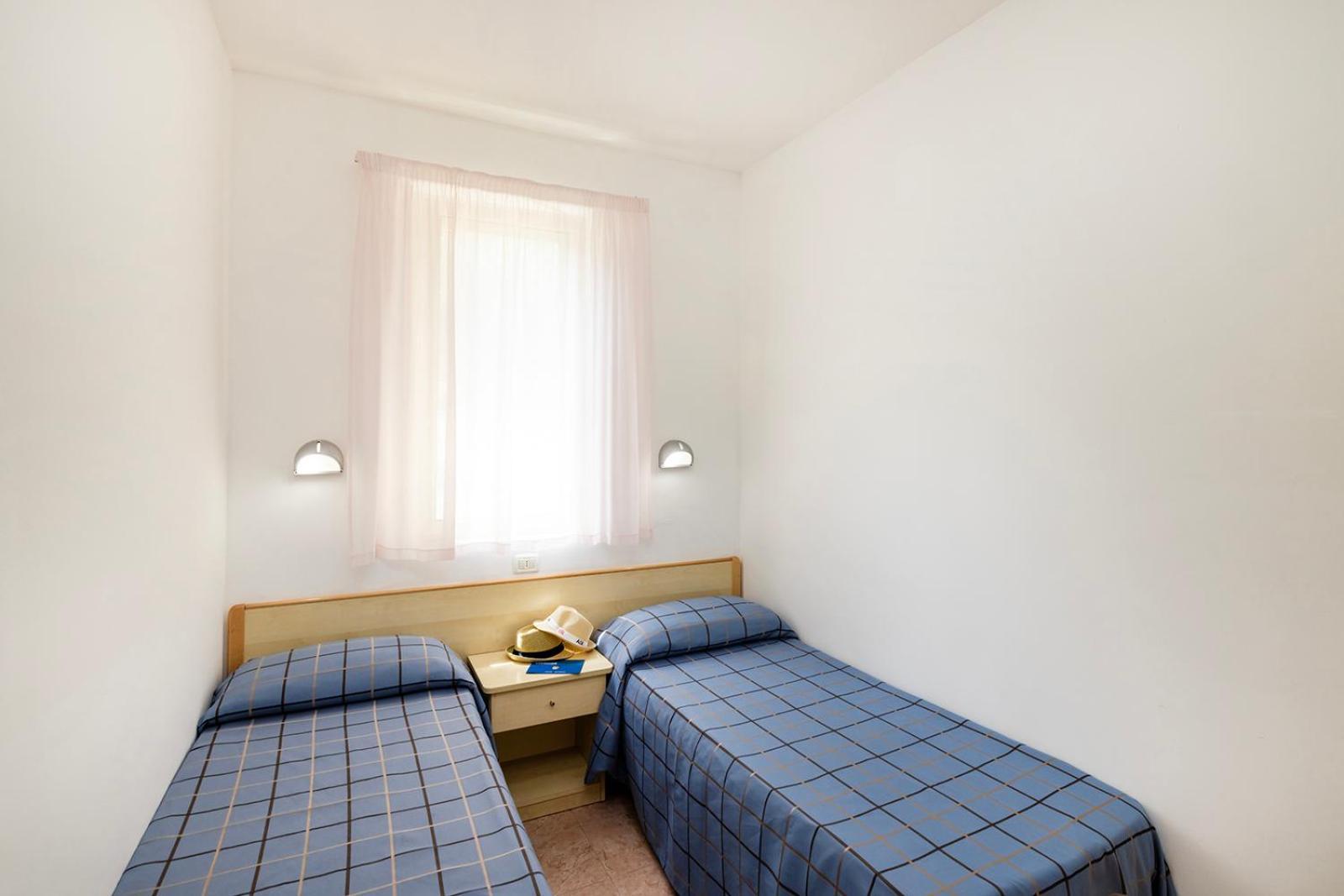 Crovatico Club Vacanze Весте Екстериор снимка